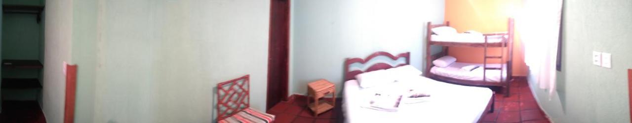 Pousada Ramos Na Areia Hotel Itanhaem Exterior photo
